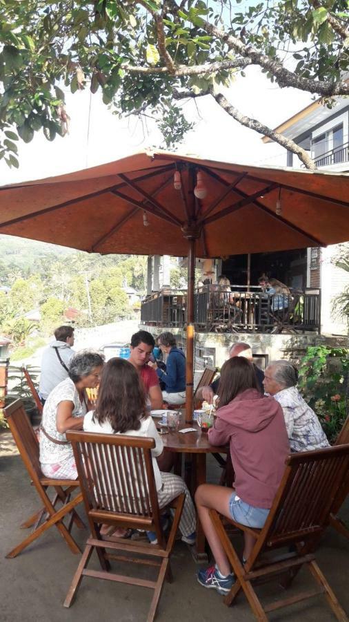 Bintang Bungalow Tour & Travel Kelimutu Eksteriør bilde