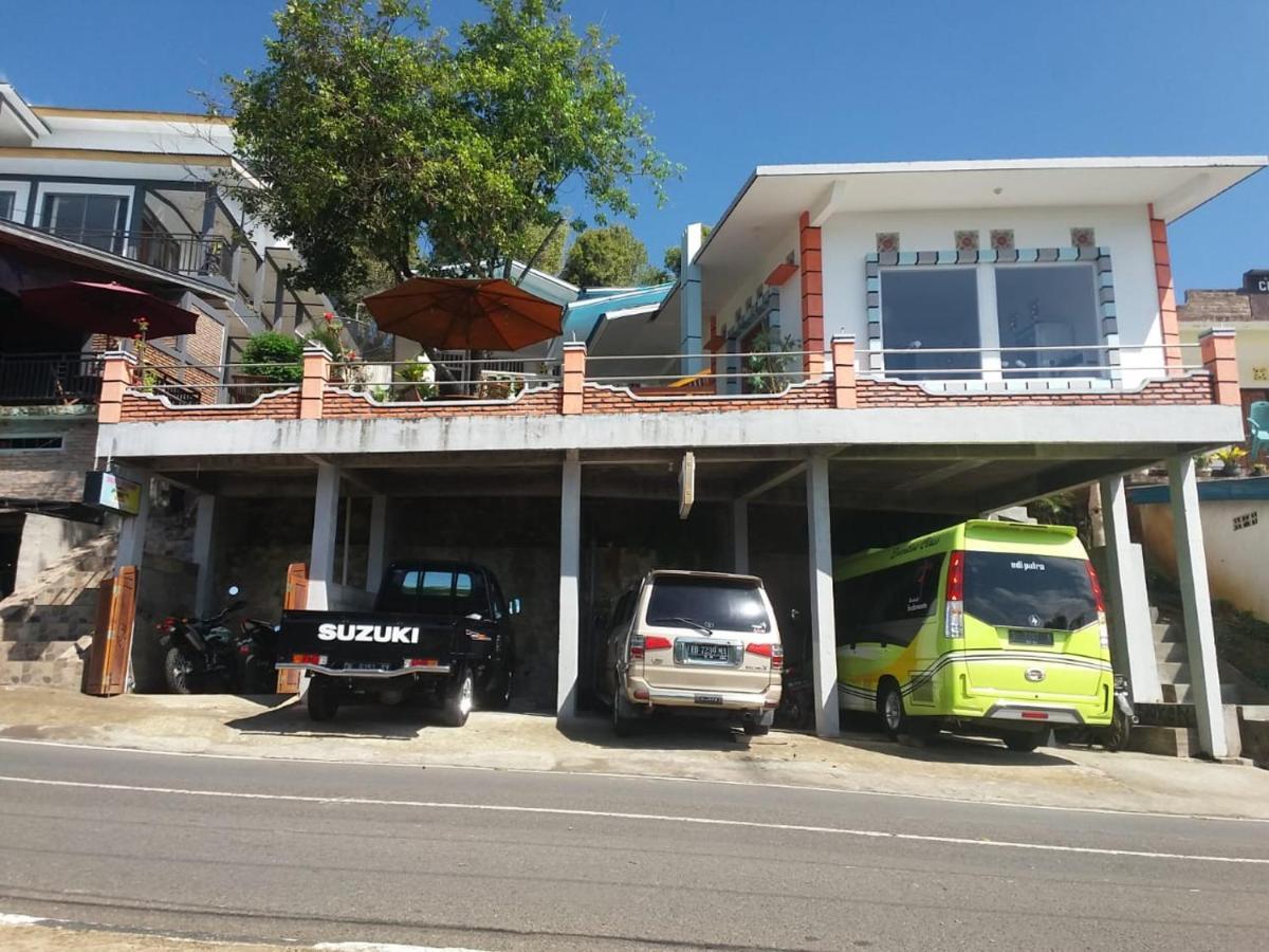 Bintang Bungalow Tour & Travel Kelimutu Eksteriør bilde
